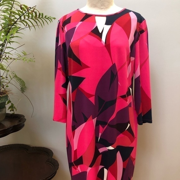 𝅺CHICO’S‎ multicolor abstract design Three-quarter sleeve dress - Picture 1 of 15